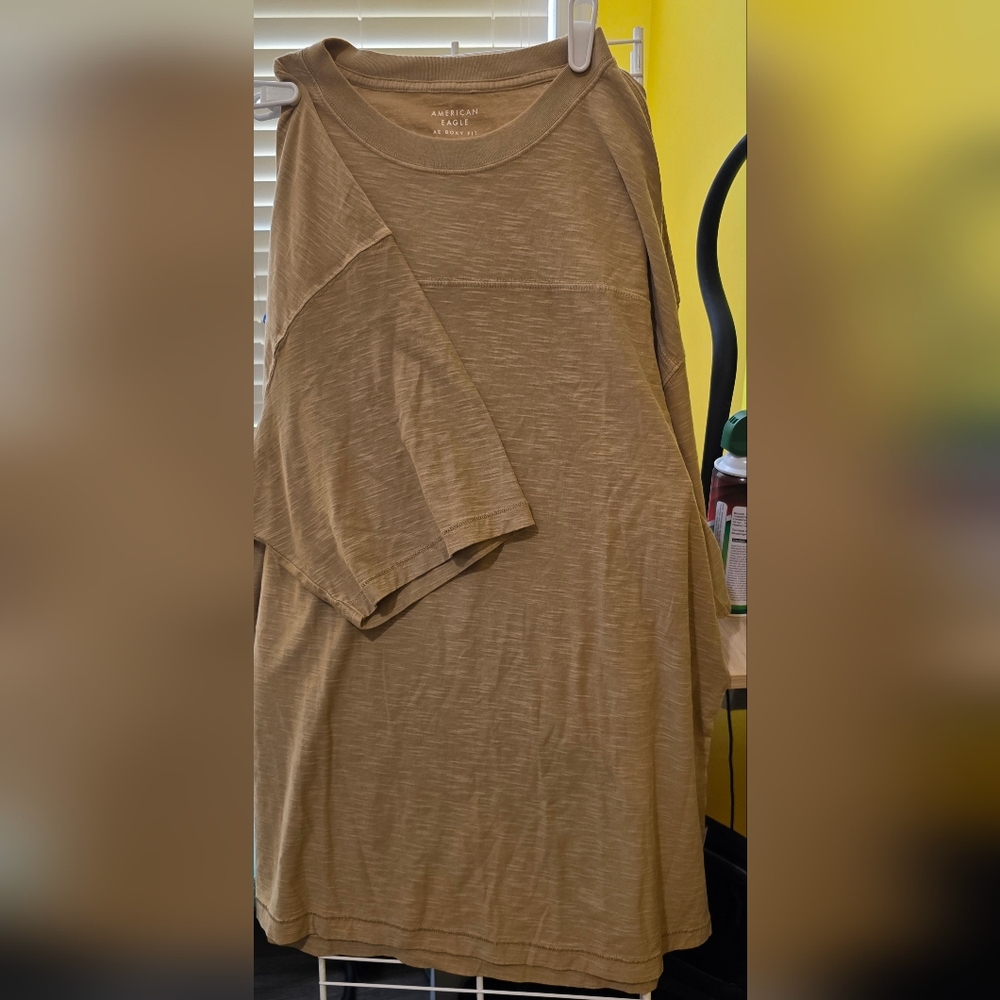 American Eagle Outfitters Tan Short Sleeve Tee